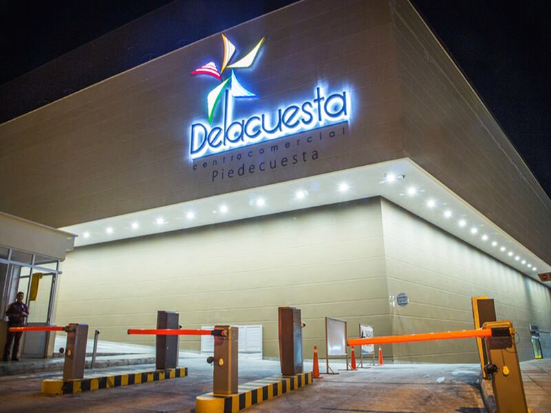 CC Delacuesta - Piedecuesta
